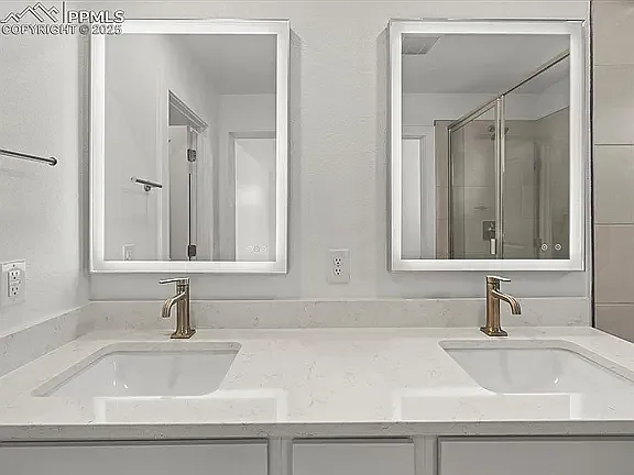 10642 Columbite Hts — Photo 19