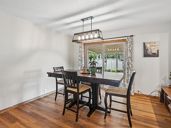 5th image of 1406 W Grandview Dr