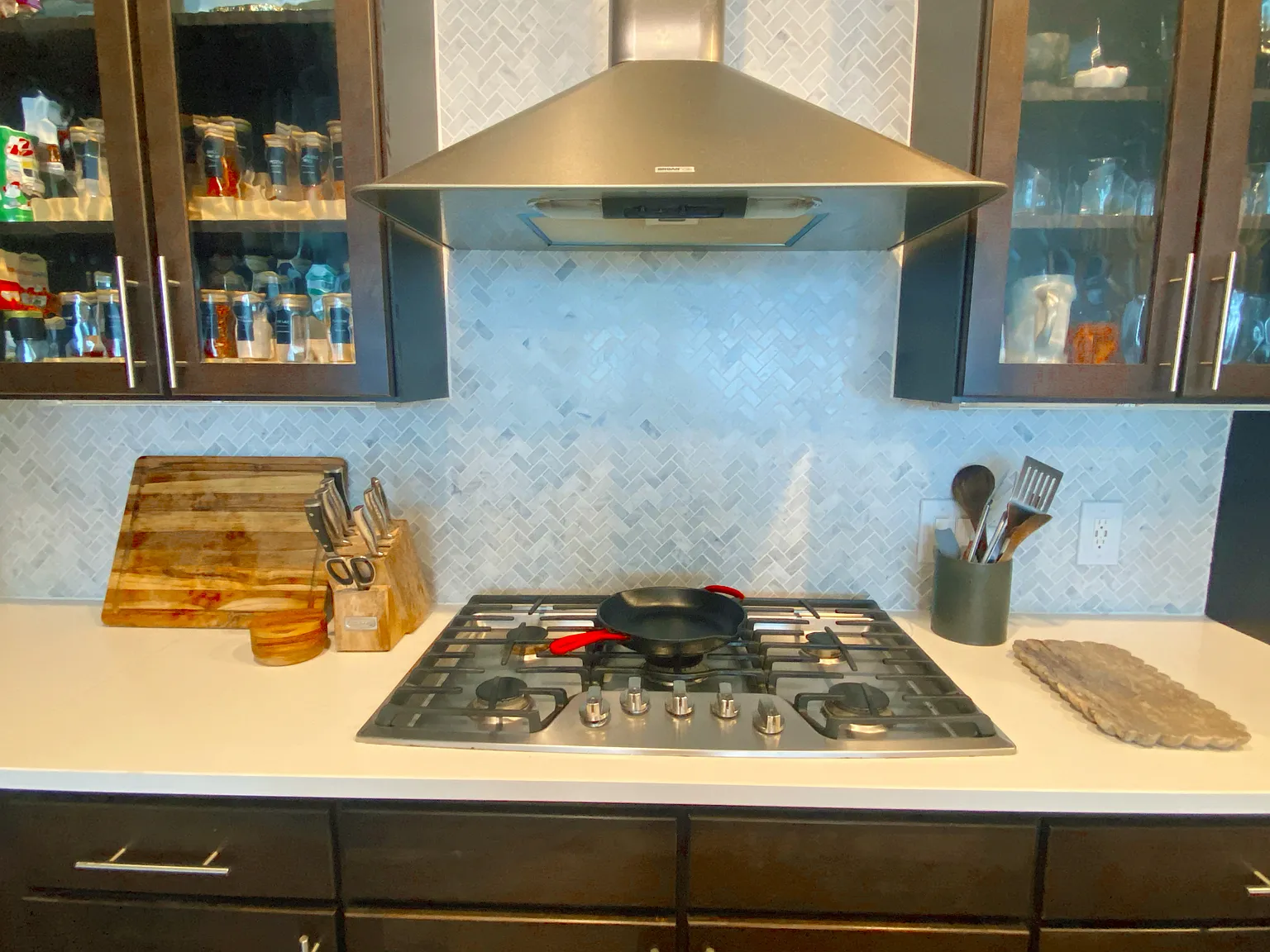 1 bed, 1.5 bath, 1368 sqft, $3,068 — Photo 4