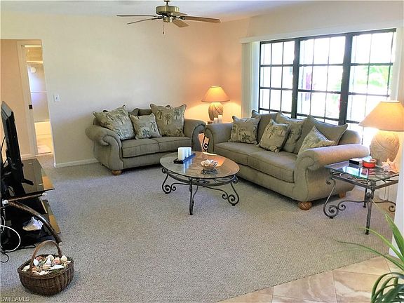 3rd image of 152 Fleur De Lis Ln
