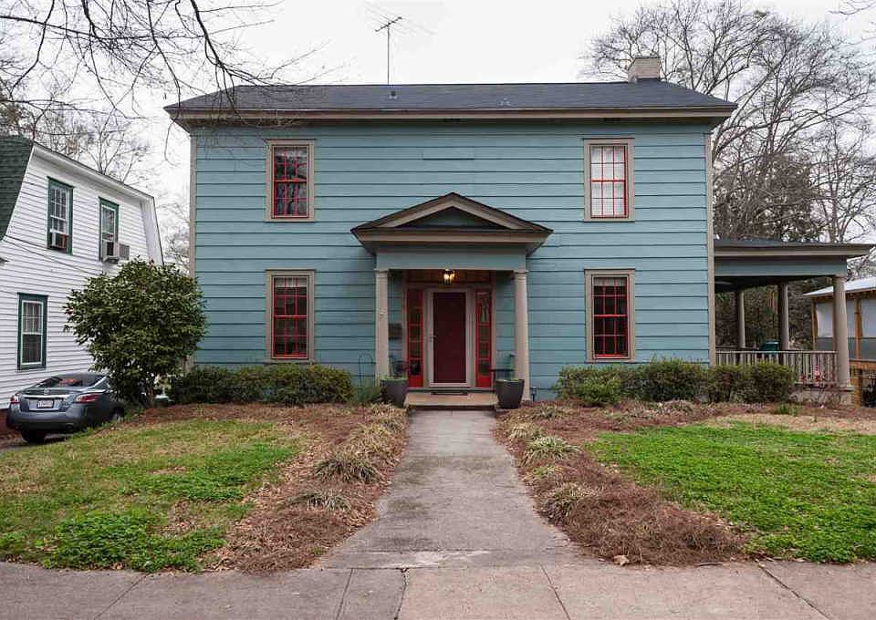 1st image of 556 S Irwin Ave