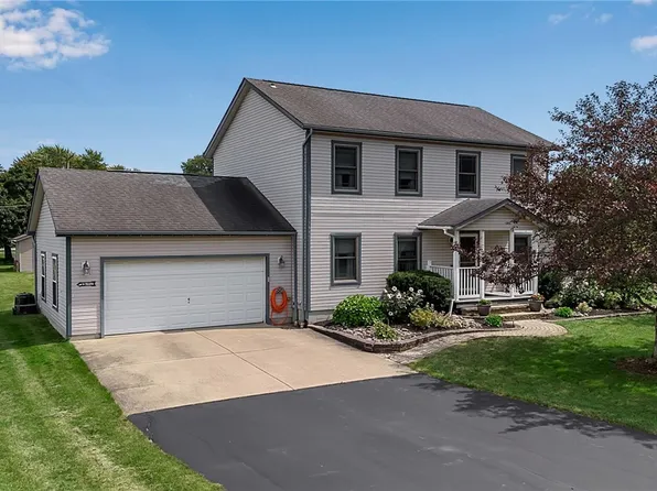 1151 Virginia Dr, Alden, NY 14004