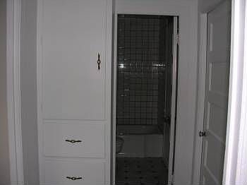 5th image of 1800 Jennette Ave NW