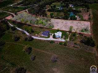 29 Southeast St, Tecumseh, KS 66542