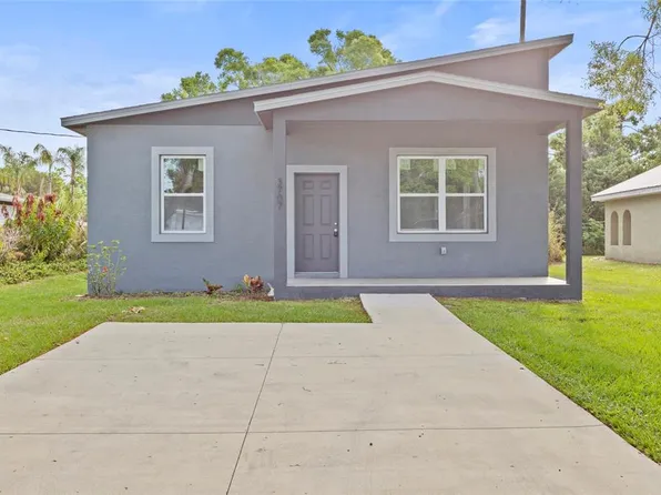 3707 20th St E, Bradenton, FL 34208