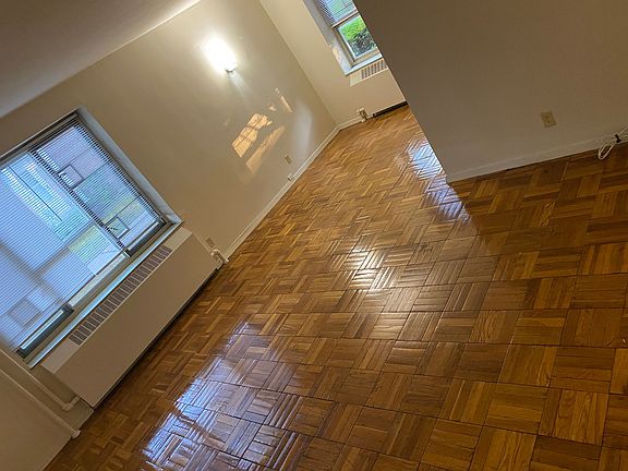 4th image of 192-24 64th Cir APT 1B
