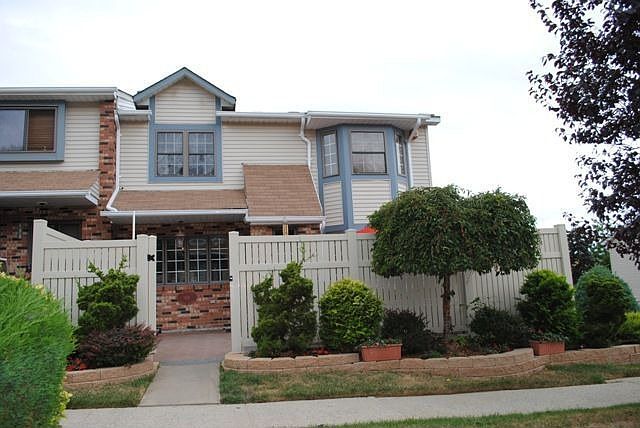 1st image of 47A Lovell Ave #188