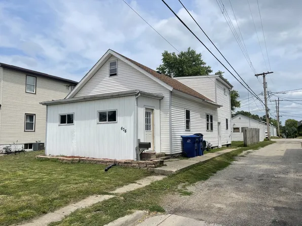 636 Crosat St, La Salle, IL 61301
