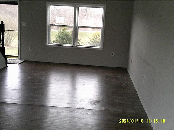 2nd image of 16862 Churchill Rd