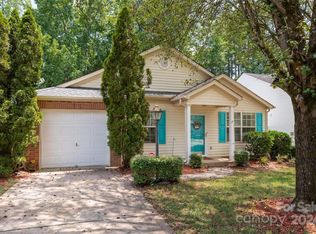 8019 Bristle Ln, Charlotte, NC 28214