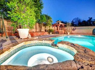 19609 Valerio St, Reseda, CA 91335