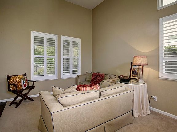 4th image of 9769 Horned Lark Way