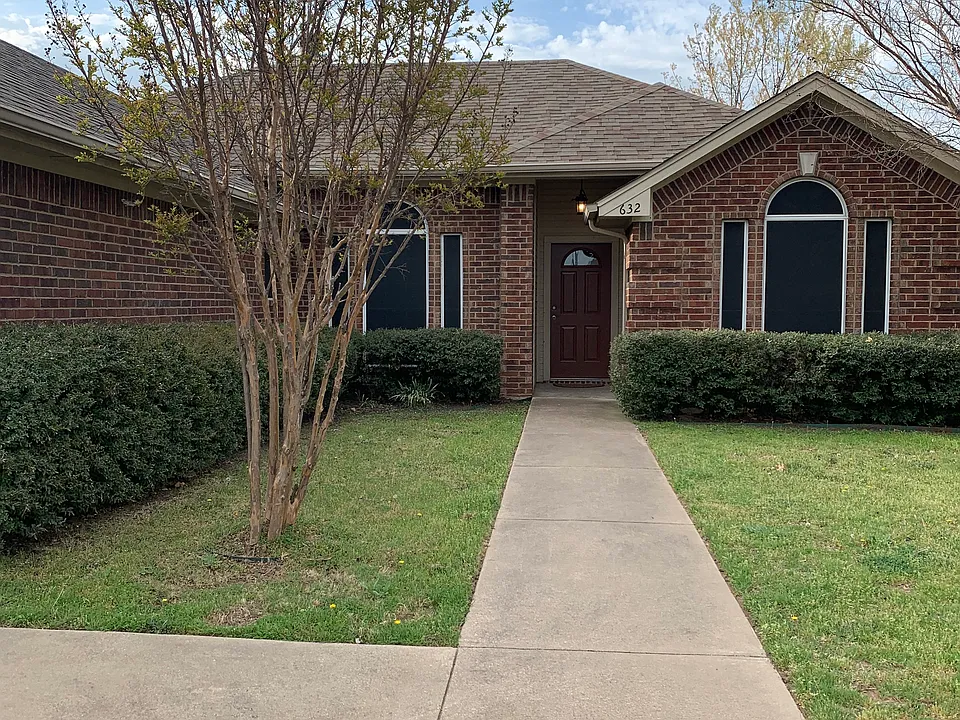 632 Oak View Ct