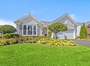 3440 Bagatelle Ln, Mundelein, IL 60060