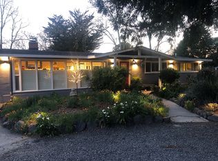 2042 Curtis Dr, Penngrove, CA 94951