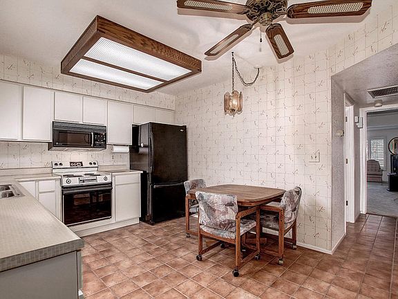 4th image of 2311 S Farnsworth Dr Unit 110