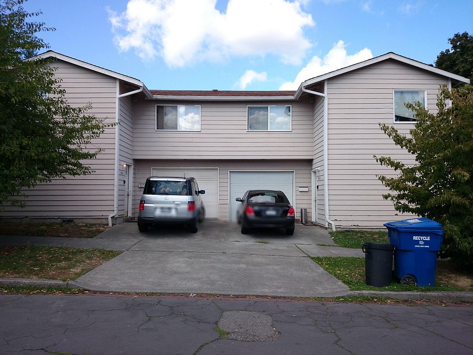 2nd image of 953 25th Ave S