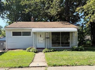 26225 Hopkins St, Inkster, MI 48141