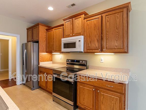 2nd image of 22377 Charthouse Ln
