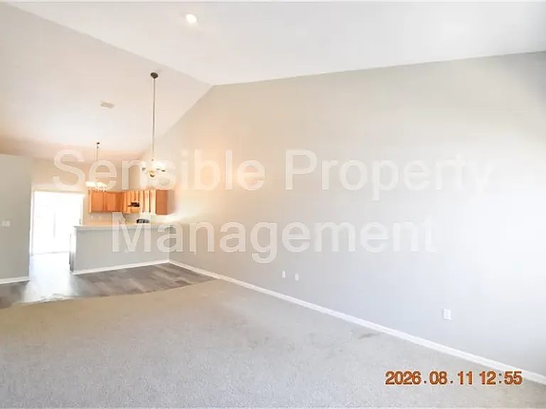 7411 Canterbury St — Photo 2