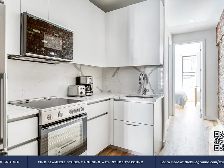 248 Elizabeth St #2 — Photo 6