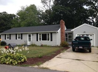 5 Edgewood Dr, Milford, MA 01757