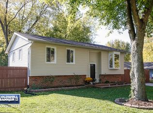 341 Greenwood Dr, Bolingbrook, IL