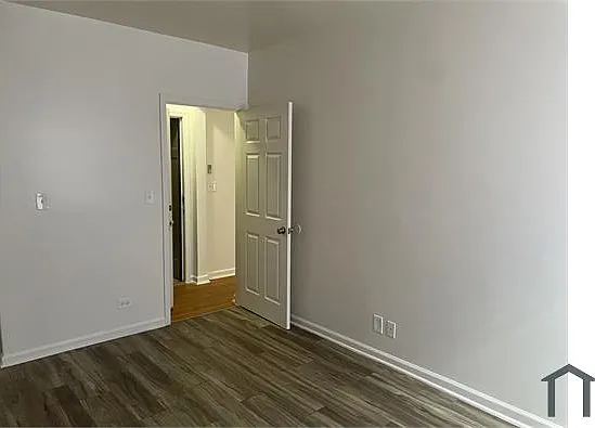 7 S Mayfield Ave #2 — Photo 5