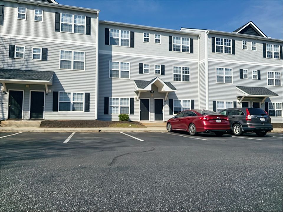 1st image of 116 University Village Dr APT C