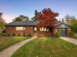 2432 Hawkins Ave, Royal Oak, MI 48073