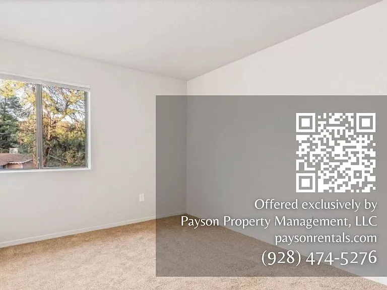 704 N Easy St #4 — Photo 12