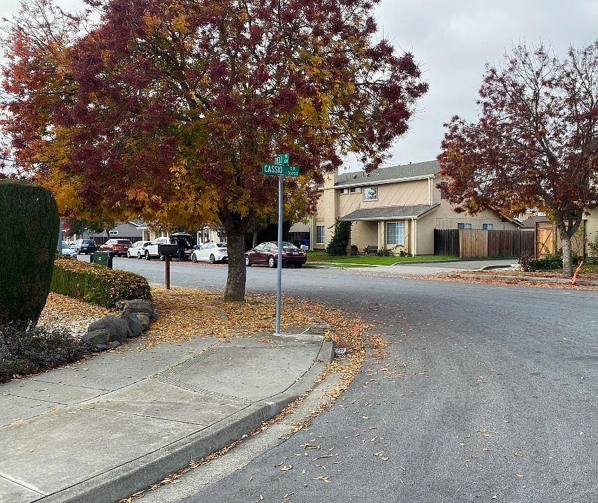 1st image of 4279 Othello Dr