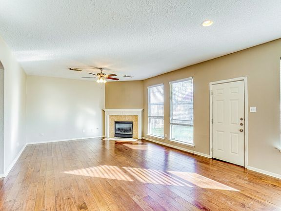 5th image of 20327 Wild Berry Dr