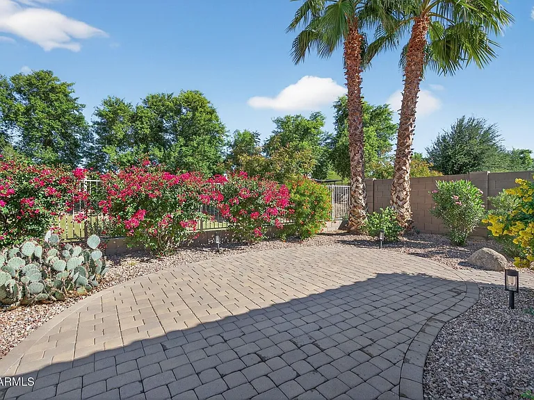 8984 W Diana Ave — Photo 41