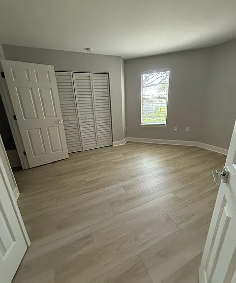 Spring Lake Apartments — Photo 159