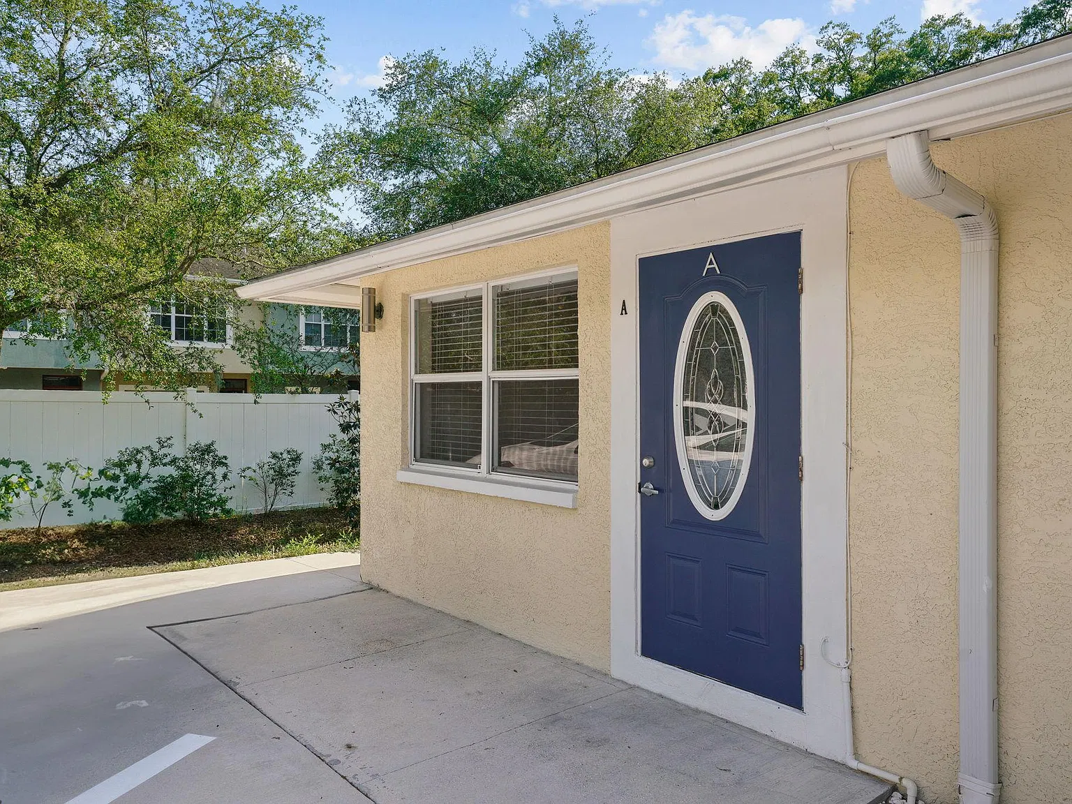2 bed, 650 sqft, $1,525 — Photo 2