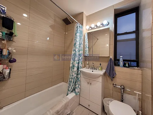 Rented by Sovereign Associates | media 8