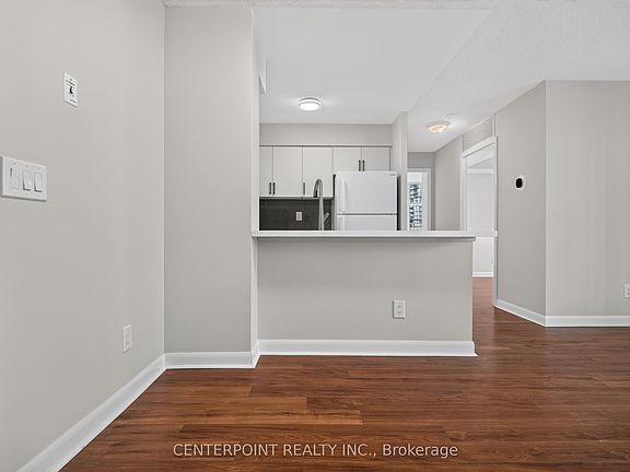 5th image of 4978 Yonge St #1715