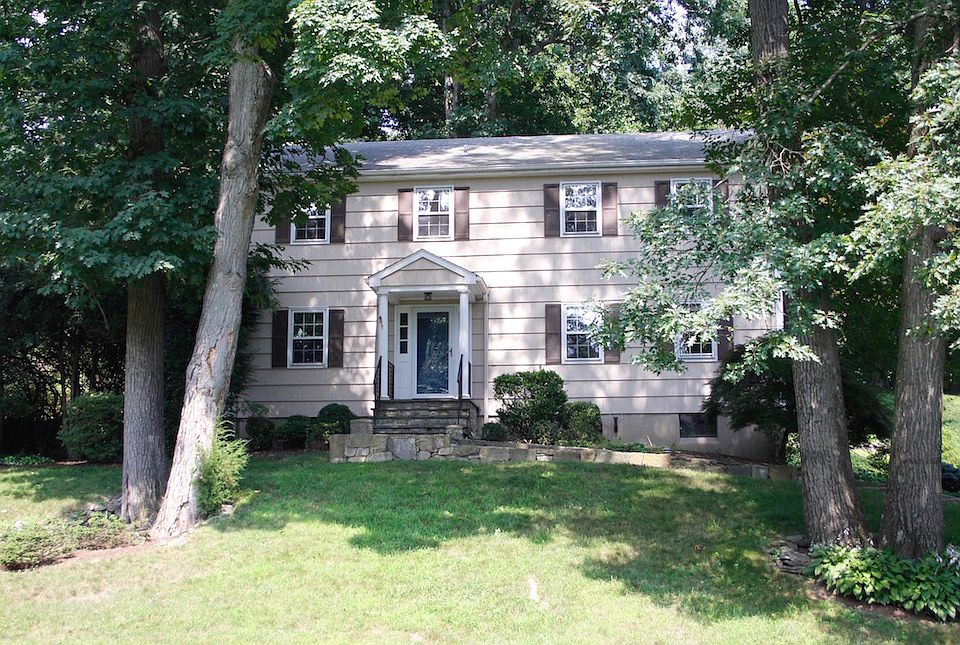 31 Holly Road
