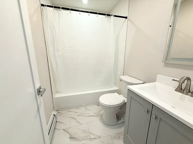 15 Ruggles St #3L — Photo 6