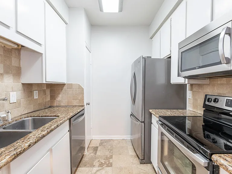 10047 Westpark Dr #49 — Photo 10