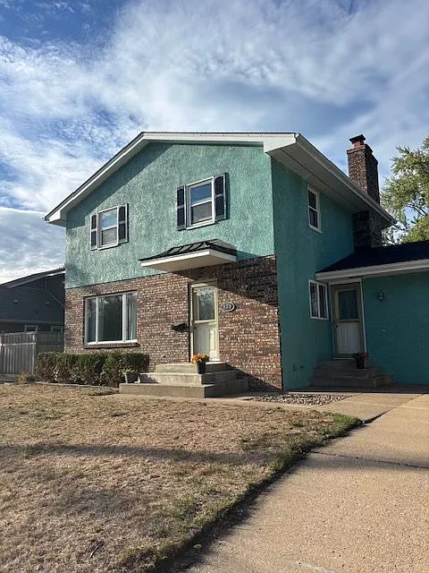 3 bed, 1.5 bath, 1606 sqft, $2,500 — Photo 4