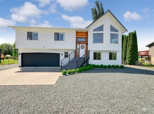 21614 Lafayette Rd, Sedro Woolley, WA 98284