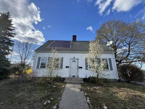 1616 Commercial St, Weymouth, MA 02189