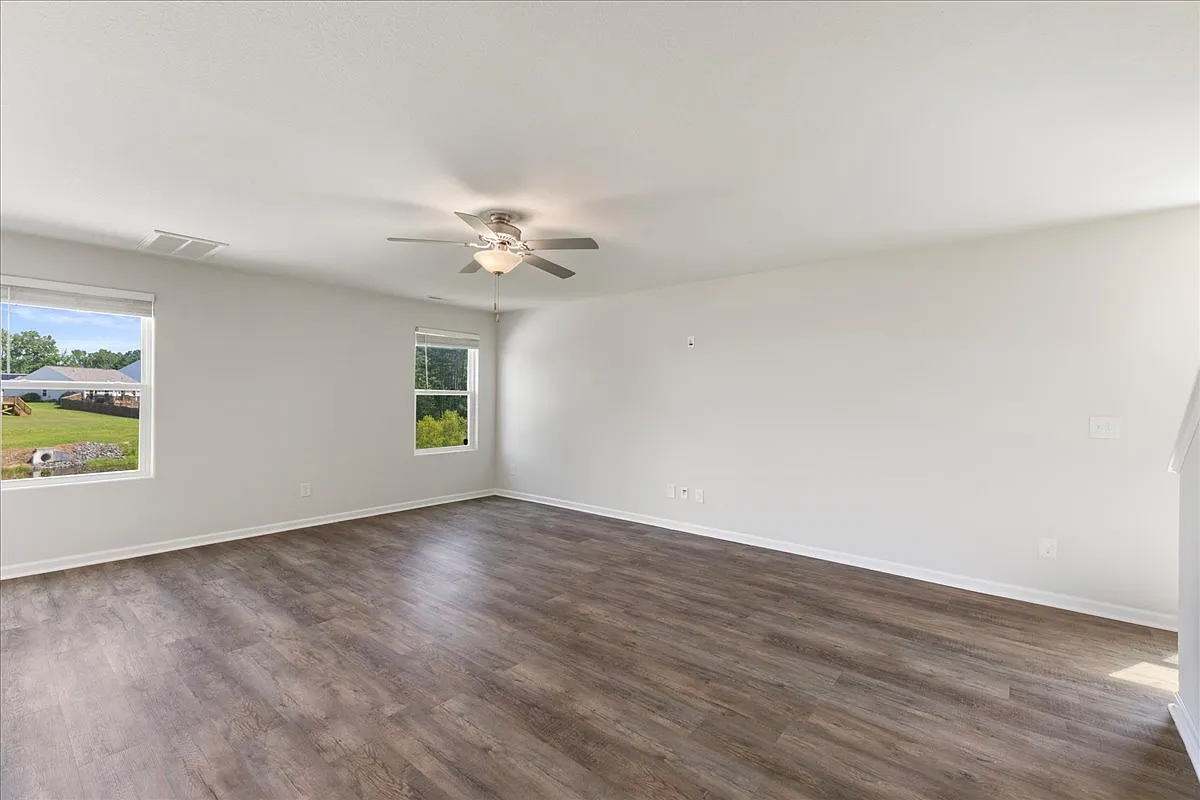 2036 Alderman Way - 1 — Photo 3