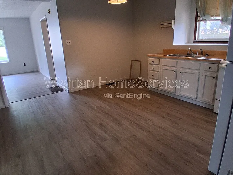 517 N 14th St #1 — Photo 5
