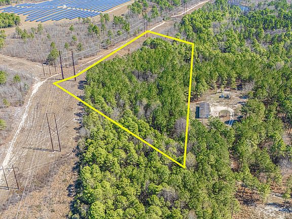 2nd image of 176 Pineleigh Avenue