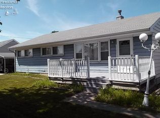 4529 W Harbor Rd, Port Clinton, OH 43452