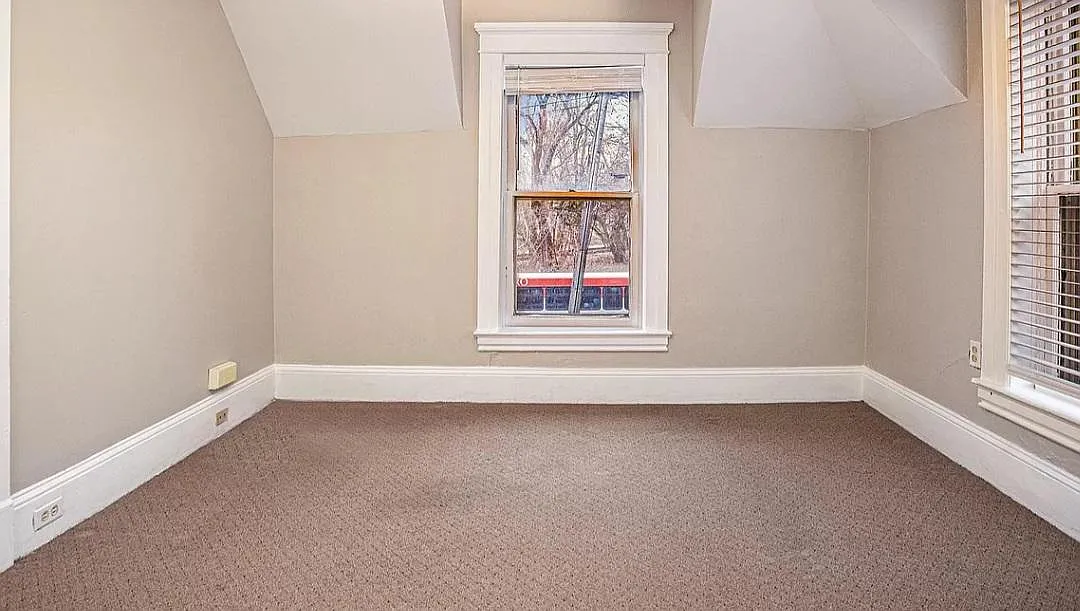 Studio, 500 sqft, $750 — Photo 3