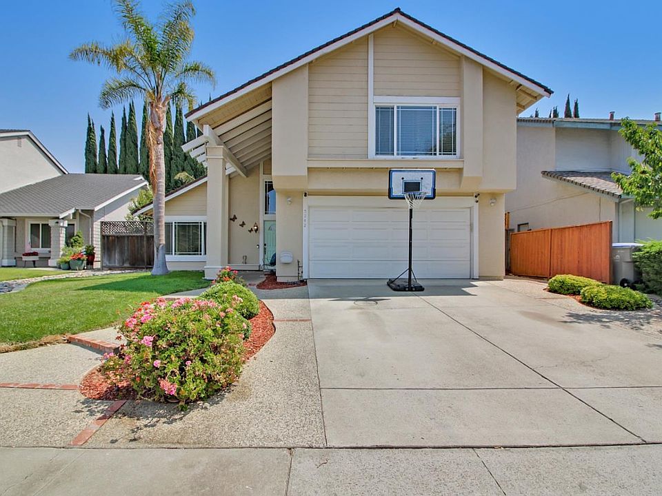 1st image of 5242 Rooster Dr